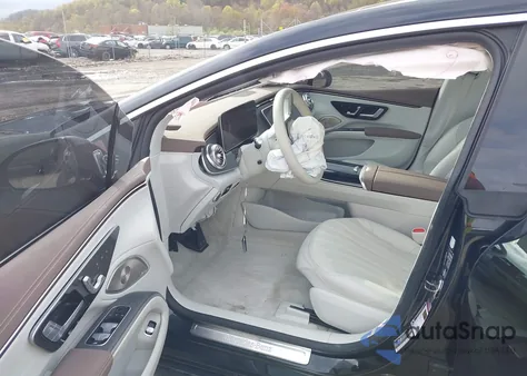 2023 Mercedes-Benz Eqs 450+ z USA, uszkodzony, nr VIN W1KCG2DBXPA033128